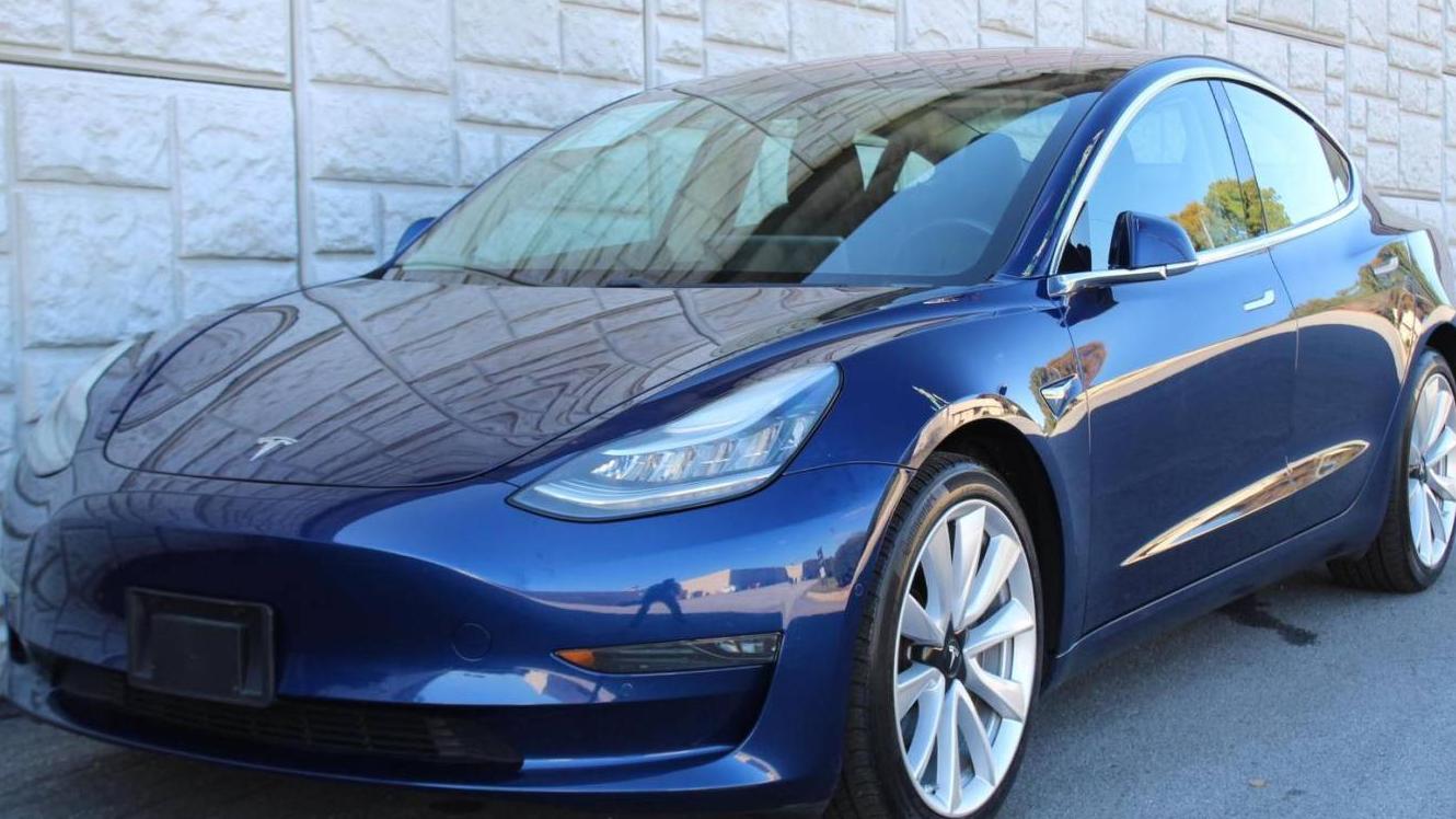 TESLA MODEL 3 2018 5YJ3E1EA4JF060078 image